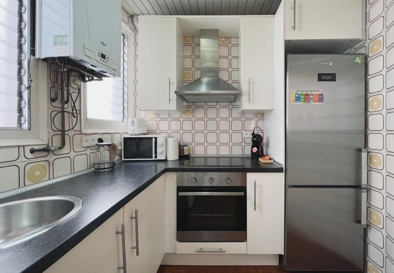 Stay U-Nique Apartments Calabria บาร์เซโลนา ภายนอก รูปภาพ