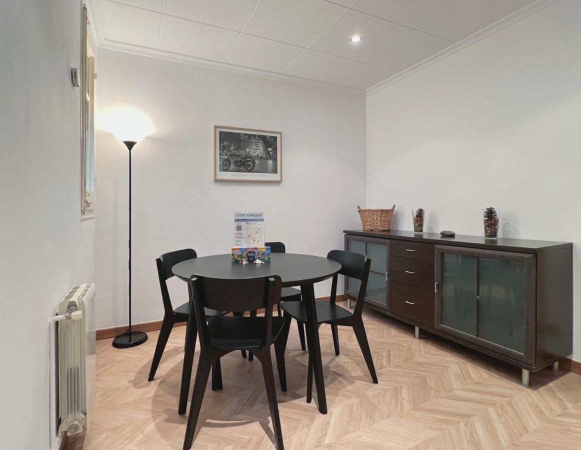 Stay U-Nique Apartments Calabria บาร์เซโลนา ภายนอก รูปภาพ